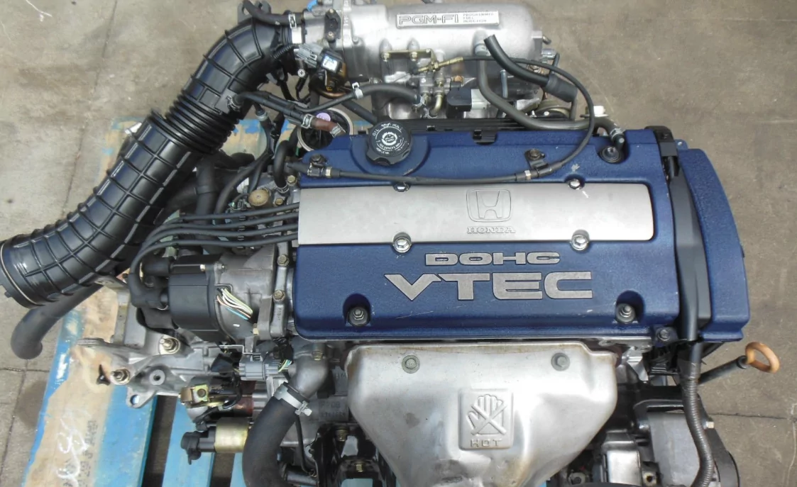 Двигатель Honda F20B