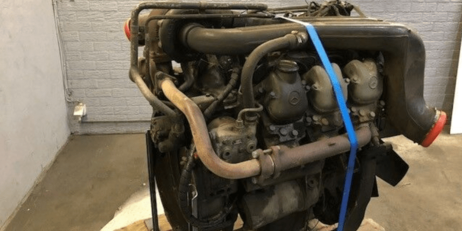 Двигатель Mercedes OM421