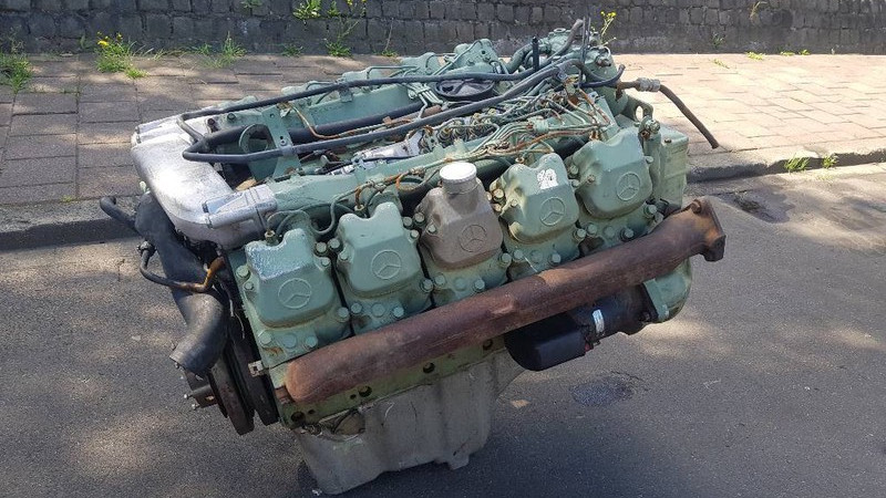 Двигатель Mercedes OM443